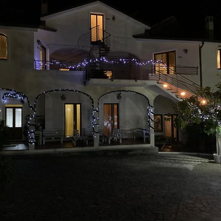 Casa Di Livia Apartamento SantʼAnna Arresi Exterior foto