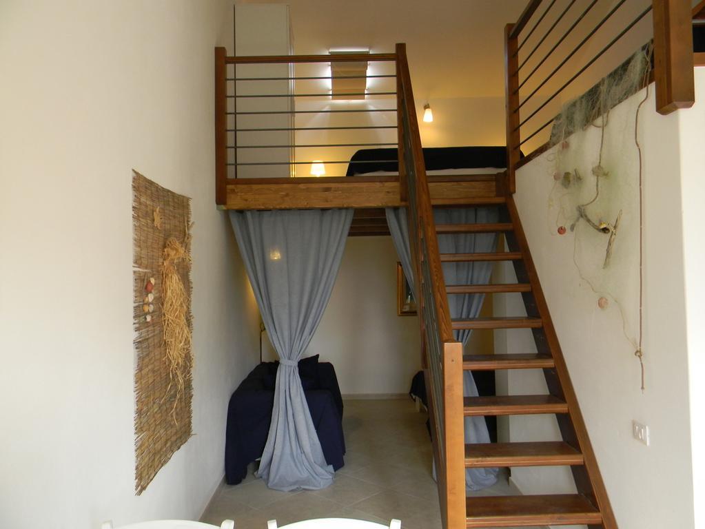 Casa Di Livia Apartamento SantʼAnna Arresi Exterior foto