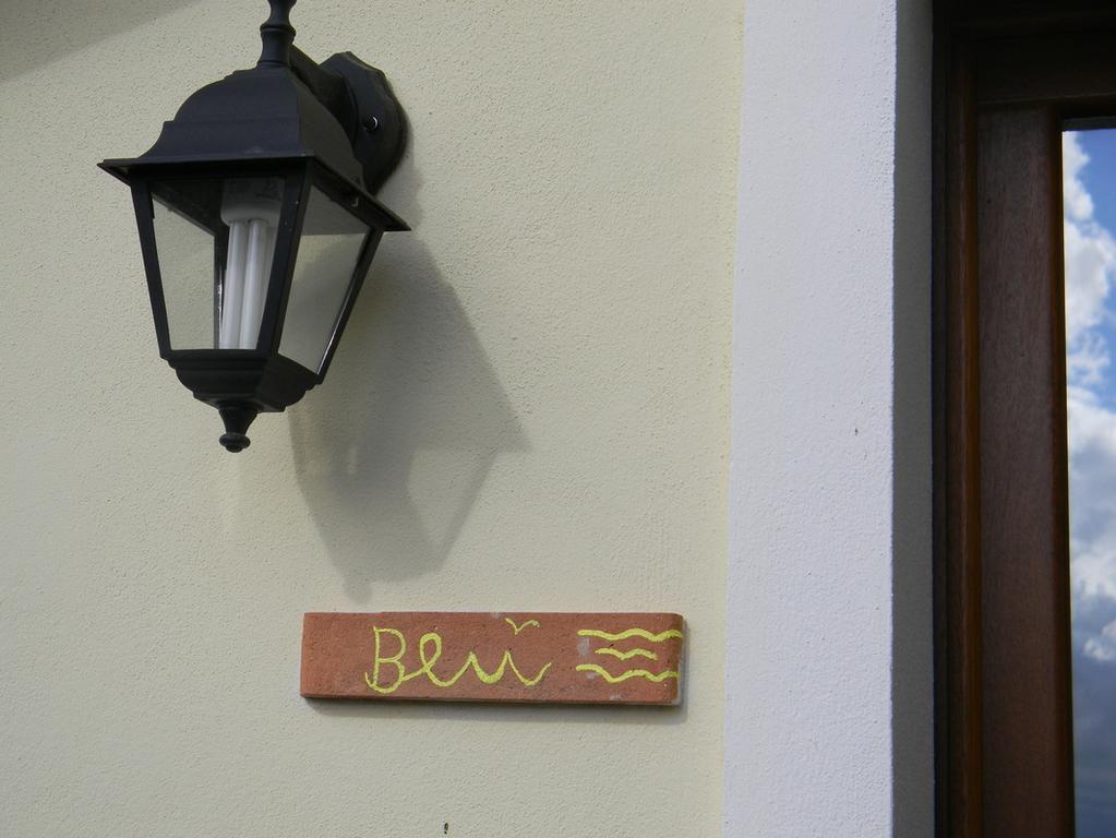 Casa Di Livia Apartamento SantʼAnna Arresi Exterior foto